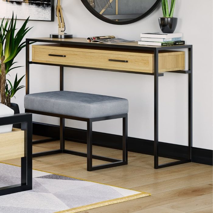 Sones – Konsolbord i massivt egetræ 120x77x48