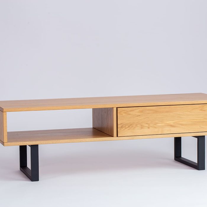 YOKO-Egetræ TV Bord